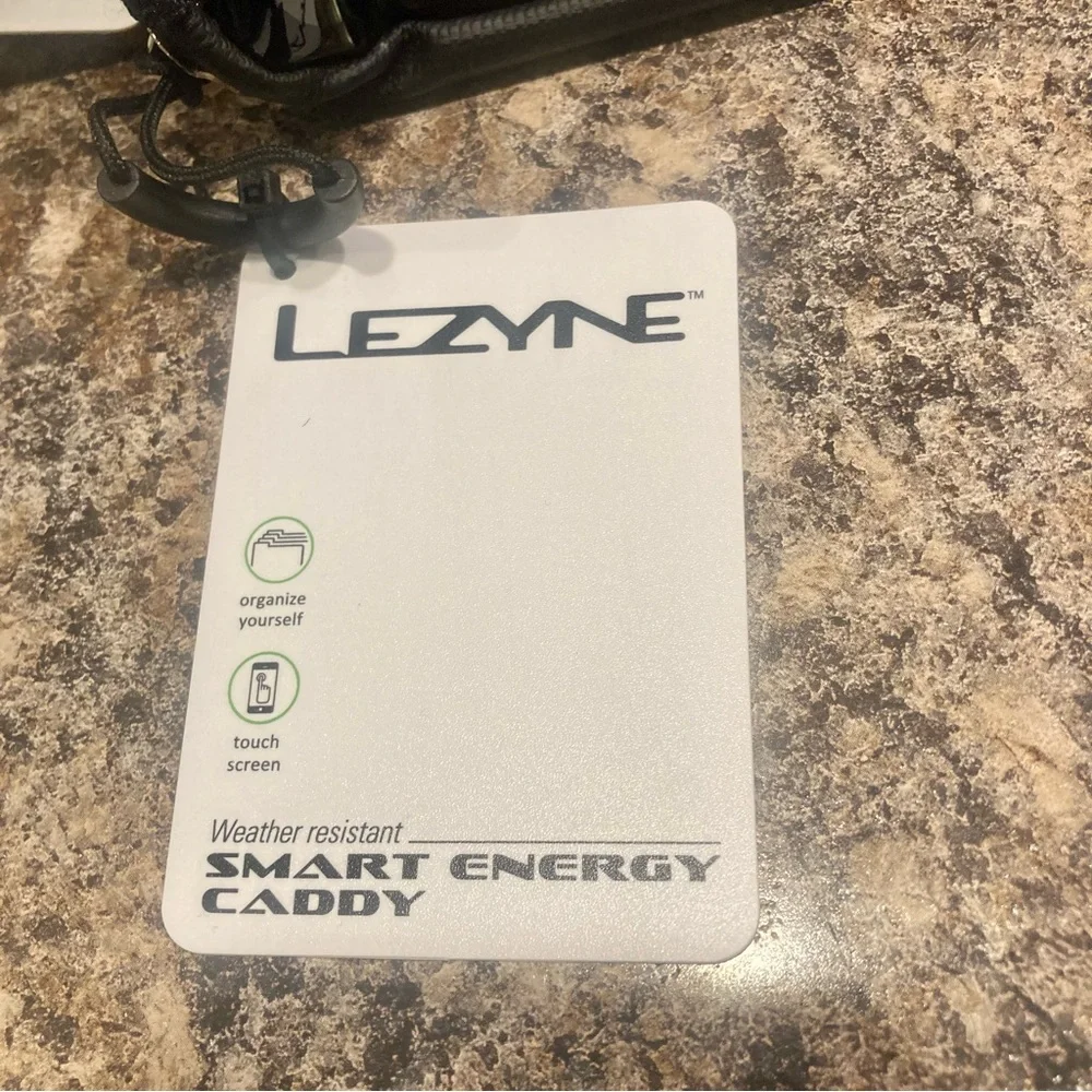 NWT Lezyne Smart Energy Caddy Weather Resistant Bicycle Top Tube Smart Phone Bag